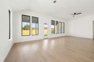 378 Muddy Crk Wy, Kyle, TX 78640 - Photo 7