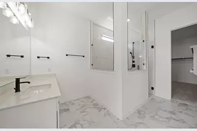 378 Muddy Creek Way, Kyle, TX 78640 - Photo 11