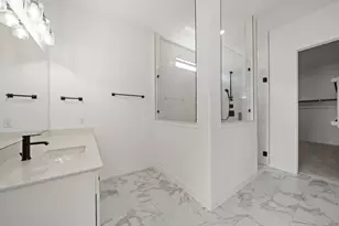 378 Muddy Crk Wy, Kyle, TX 78640 - Photo 11