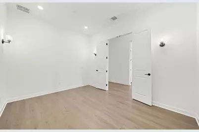 378 Muddy Creek Way, Kyle, TX 78640 - Photo 15