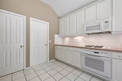 5400 Apache Creek Cove, Austin, TX 78735 - Photo 15