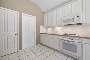 5400 Apache Creek Cove, Austin, TX 78735 - Photo 15