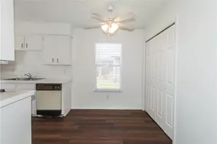 6000 Tracy Lynn Ln, Austin, TX 78721 - Photo 5