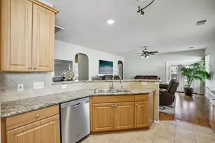 11604 Larch Valley Dr, Austin, TX 78754 - Photo 9