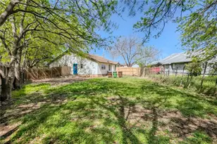 905 Chisholm Cove, Round Rock, TX 78681 - Photo 13