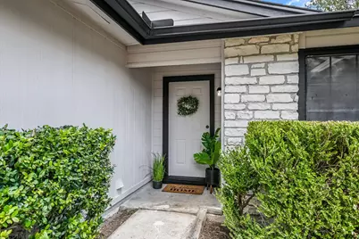 13001 Garfield Lane, Austin, TX 78727 - Photo 3