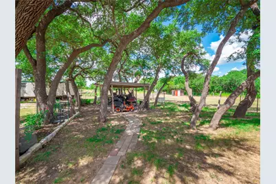 1301 Co Rd 228, Florence, TX 76527 - Photo 19