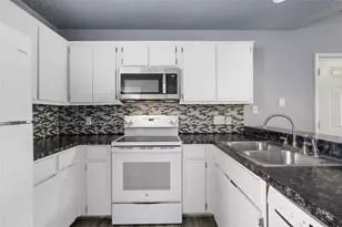 1221 W Hopkins St, San Marcos, TX 78666 - Photo 7