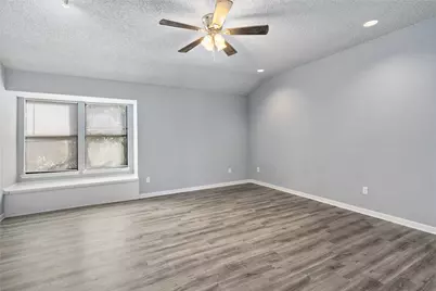 1221 W Hopkins Street #11, San Marcos, TX 78666 - Photo 3