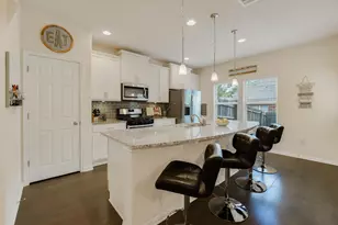 2304 S Lakeline Blvd, Cedar Park, TX 78613 - Photo 9