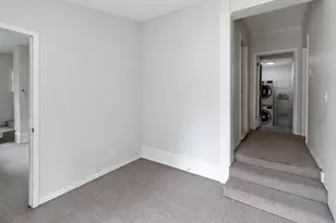 605 W 11th St, Elgin, TX 78621 - Photo 21