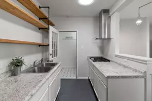 605 W 11th St, Elgin, TX 78621 - Photo 25