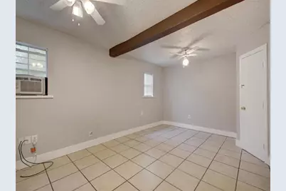 605 Elmwood Place #B, Austin, TX 78705 - Photo 5