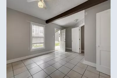 605 Elmwood Place #B, Austin, TX 78705 - Photo 3