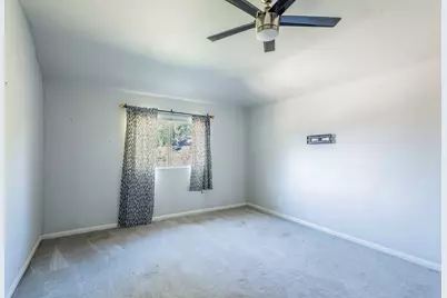 7204 Wardman Drive, Del Valle, TX 78617 - Photo 11