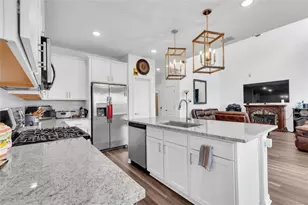 122 Shagbark Trl, Bastrop, TX 78602 - Photo 13