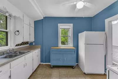 1002 Washburn Street, Taylor, TX 76574 - Photo 9