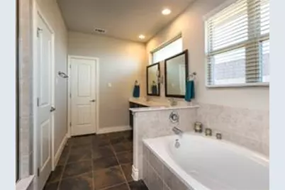 19812 Wearyall Hill Lane, Pflugerville, TX 78660 - Photo 15