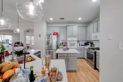 402 Split Oak Drive, Pflugerville, TX 78660 - Photo 9