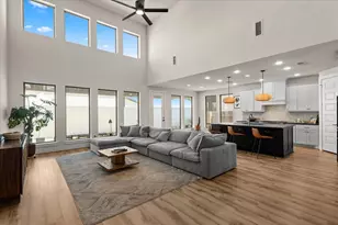 9300 Flatbush Dr, Austin, TX 78744 - Photo 3
