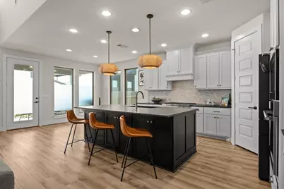 9300 Flatbush Drive, Austin, TX 78744 - Photo 5
