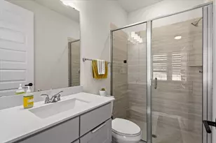 9300 Flatbush Dr, Austin, TX 78744 - Photo 17