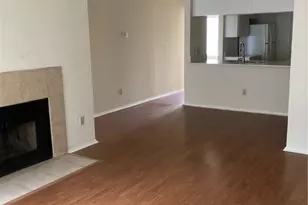 806 W 24th St, Austin, TX 78705 - Photo 3