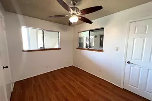 2500 Burleson Rd, Austin, TX 78741 - Photo 17