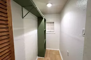 2500 Burleson Rd, Austin, TX 78741 - Photo 25