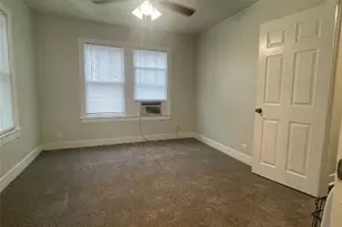 506 W 11th St, Taylor, TX 76574 - Photo 7