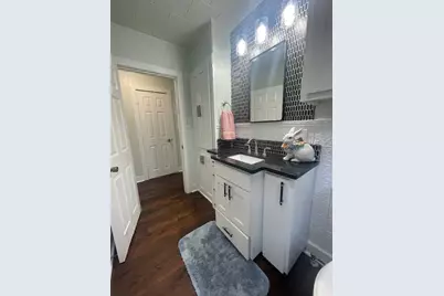 506 W 11th Street, Taylor, TX 76574 - Photo 9