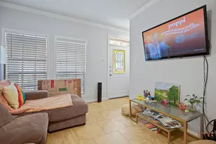715 22 1/2 St, Austin, TX 78705 - Photo 3