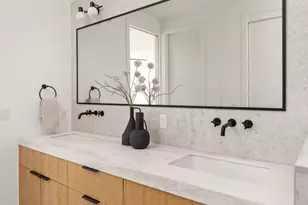 1610 Harvey, Austin, TX 78702 - Photo 25