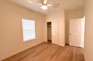 815 5th St, Lockhart, TX 78644 - Photo 17