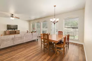 212 Monahans Dr, Georgetown, TX 78628 - Photo 7