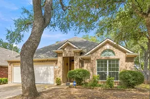 516 Carismatic Ln, Austin, TX 78748 - Photo 1
