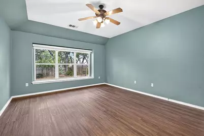 516 Carismatic Lane, Austin, TX 78748 - Photo 15