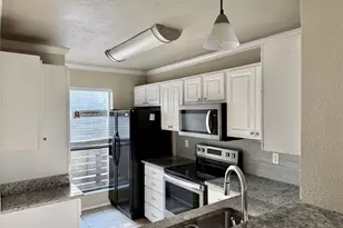 2018 W Rundberg Ln, Austin, TX 78758 - Photo 7