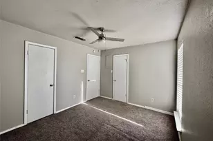 2018 W Rundberg Ln, Austin, TX 78758 - Photo 11