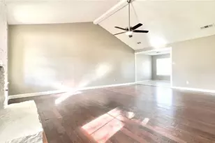 11909 Hardwood Trail, Austin, TX 78750 - Photo 11
