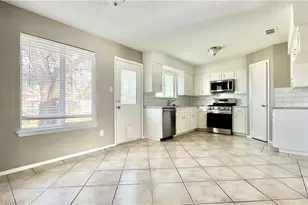 11909 Hardwood Trail, Austin, TX 78750 - Photo 3