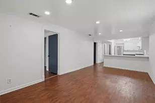 2204 Santa Rita St, Austin, TX 78702 - Photo 5