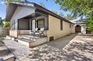 2204 Santa Rita St, Austin, TX 78702 - Photo 3