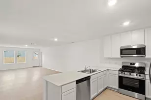 124 Ghost Stories Wy, Hutto, TX 78634 - Photo 13