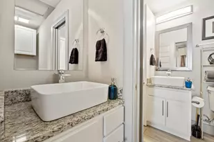 1139 1/2 Poquito St, Austin, TX 78702 - Photo 17