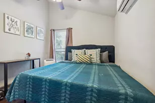 1139 1/2 Poquito St, Austin, TX 78702 - Photo 13