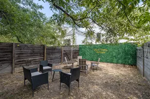 1139 1/2 Poquito St, Austin, TX 78702 - Photo 25
