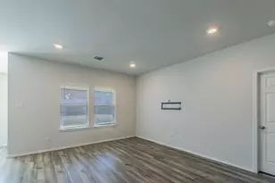 237 Poplin Ln, Troy, TX 76579 - Photo 3