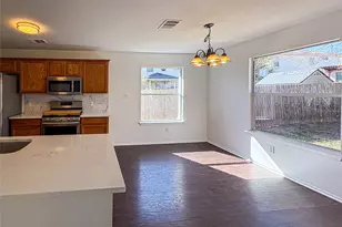 11704 Paul E Anderson Dr, Austin, TX 78748 - Photo 11