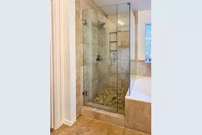 11704 Paul E Anderson Drive, Austin, TX 78748 - Photo 27